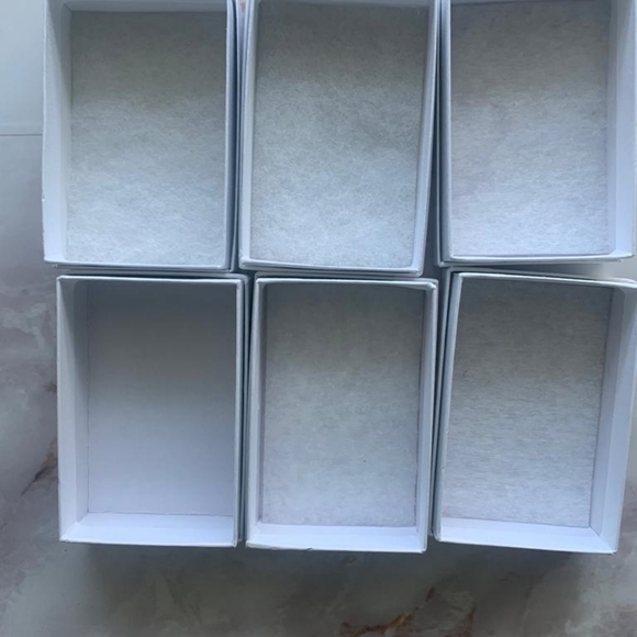 28 White jewelry boxes in different sizes - Picture 10 of 11